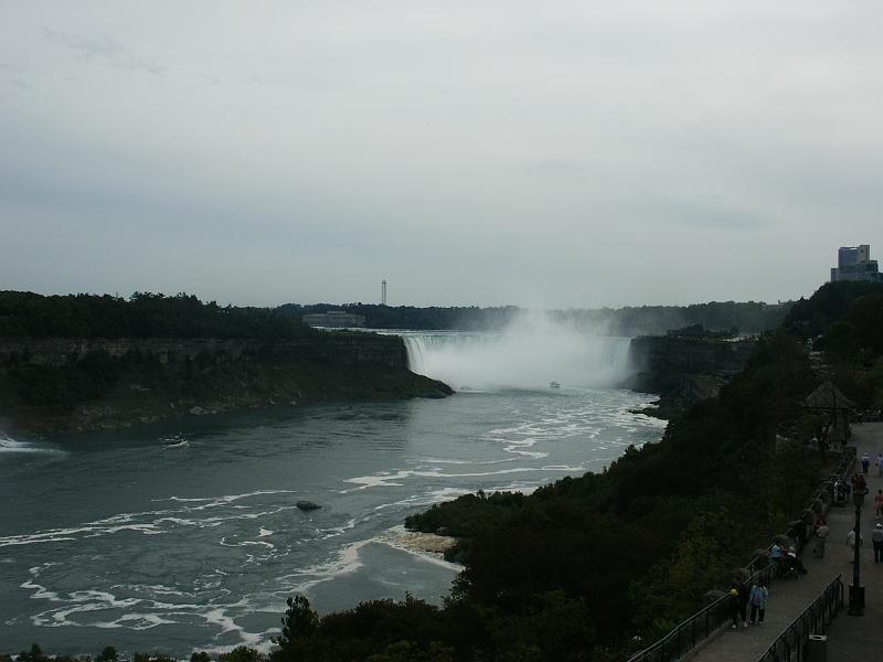 PICT0249.JPG - The Niagra River