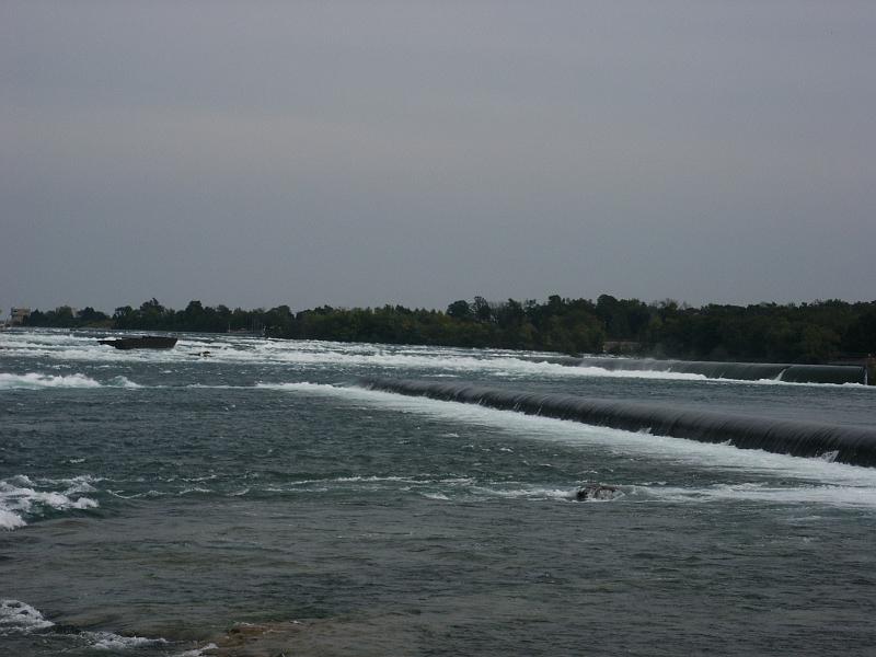 PICT0277.JPG - Niagra River